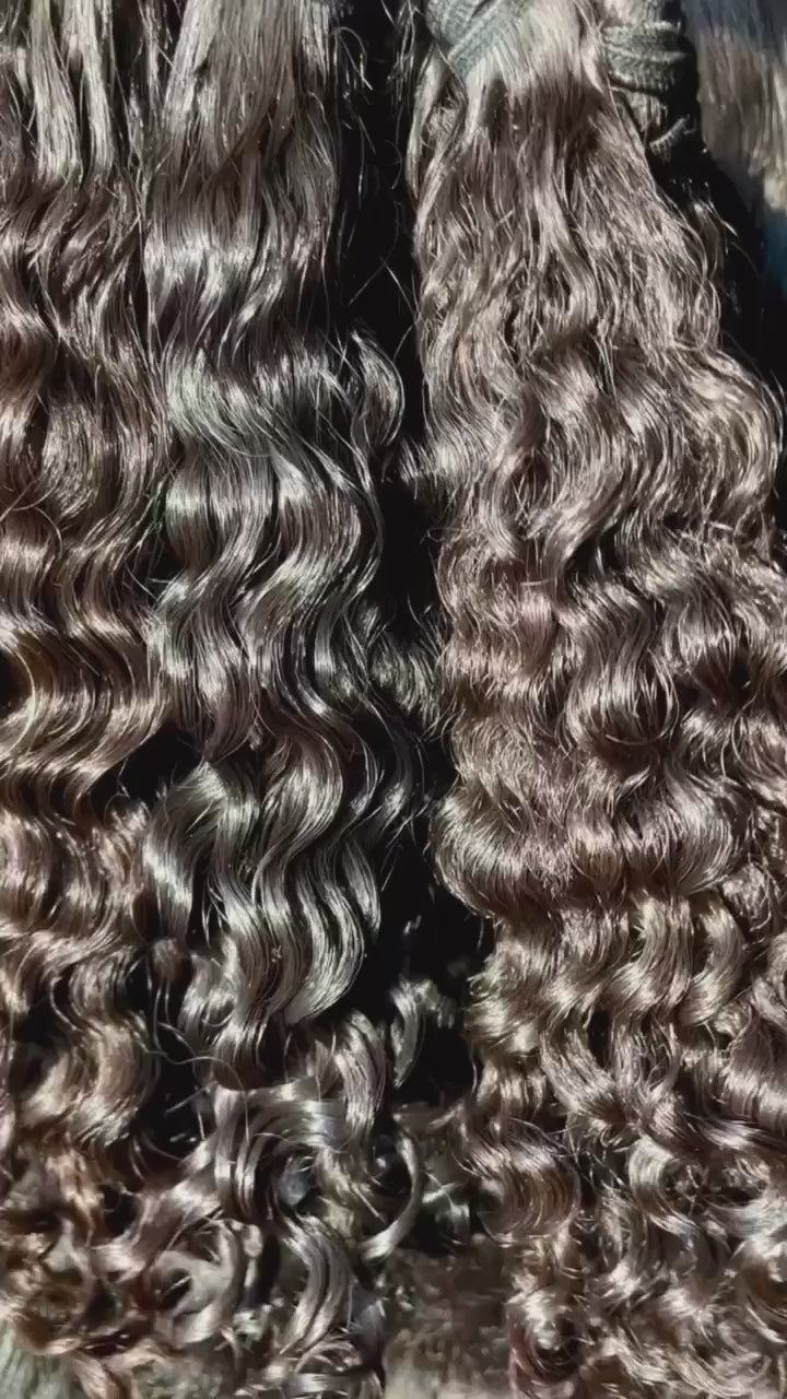 Tecari Blu (wavy/curly)